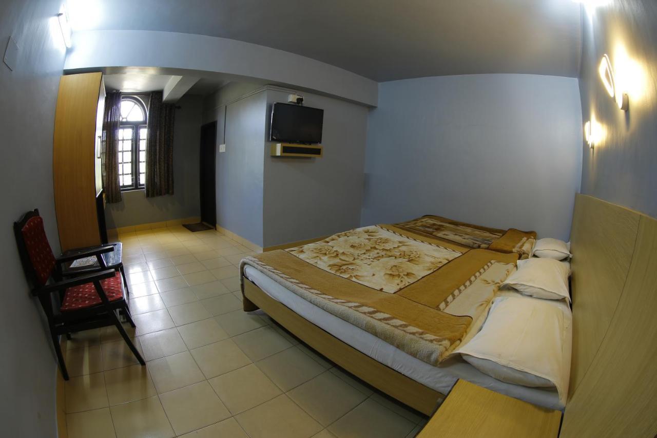 Hotel City Palace Ooty Ngoại thất bức ảnh