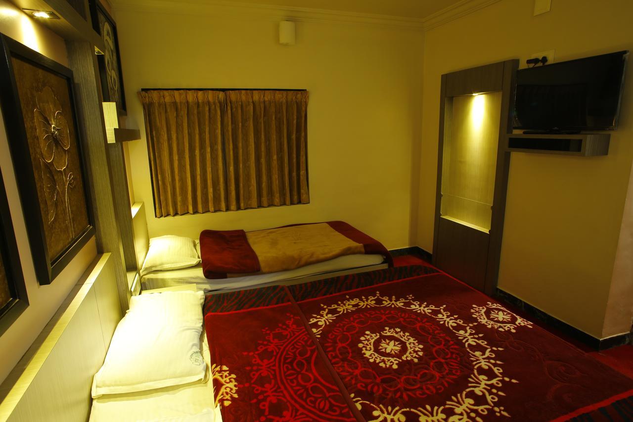 Hotel City Palace Ooty Ngoại thất bức ảnh